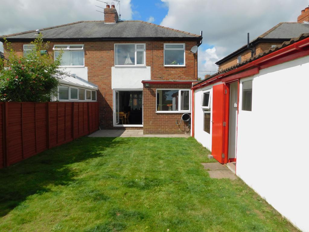 2 Bedroom SemiDetached For Sale in Cleves Avenue, Ferryhill, Ferryhill